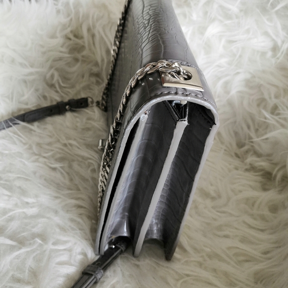 Charles&Keith - Front flap croc-effect chain bag - Picture 3 of 3